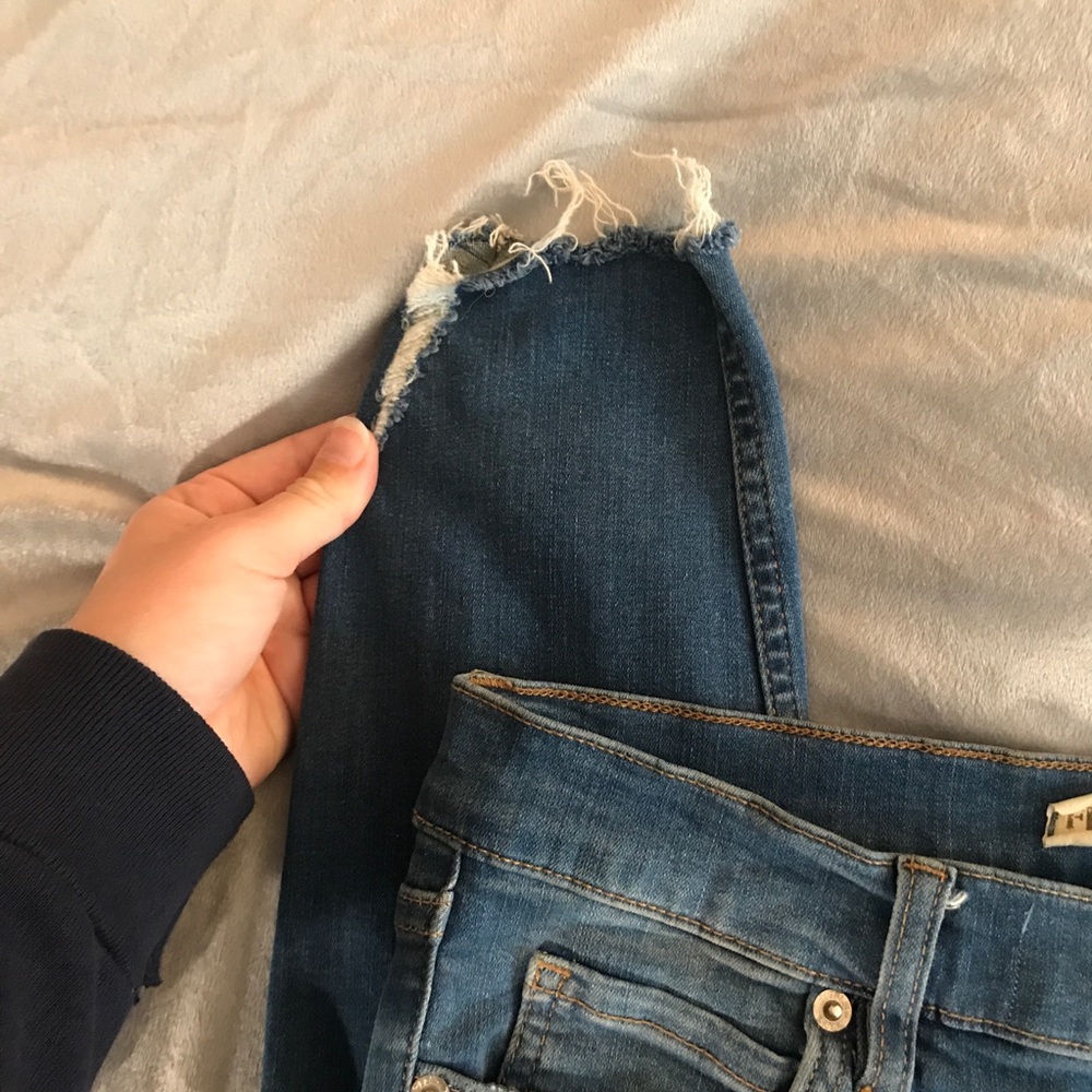 Free People Blue Distressed Skinny Jeans Size W29 Short - Picture 5 of 12